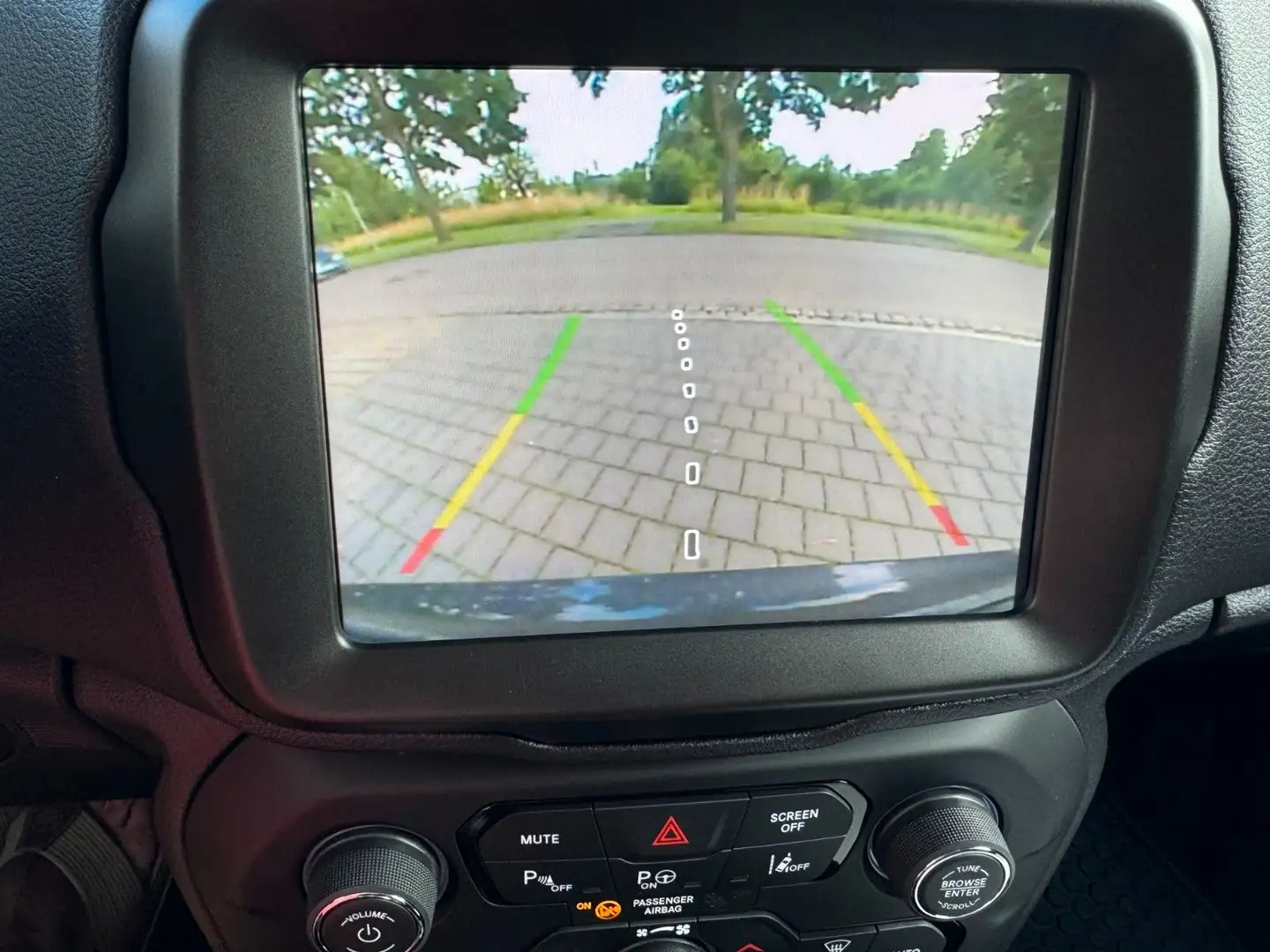 Jeep Renegade Limited -Aus 1.Hd"Navi"LED"R-Kam"18-Zol Grau - 2
