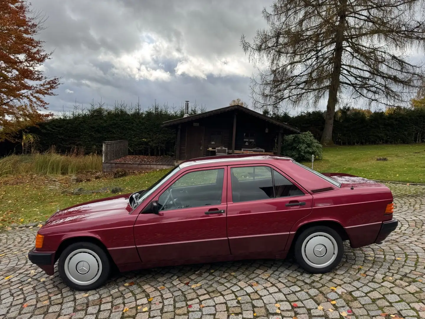 Mercedes-Benz 190 E 1,Hand orig. 29000 KM, rostfrei! Rojo - 1