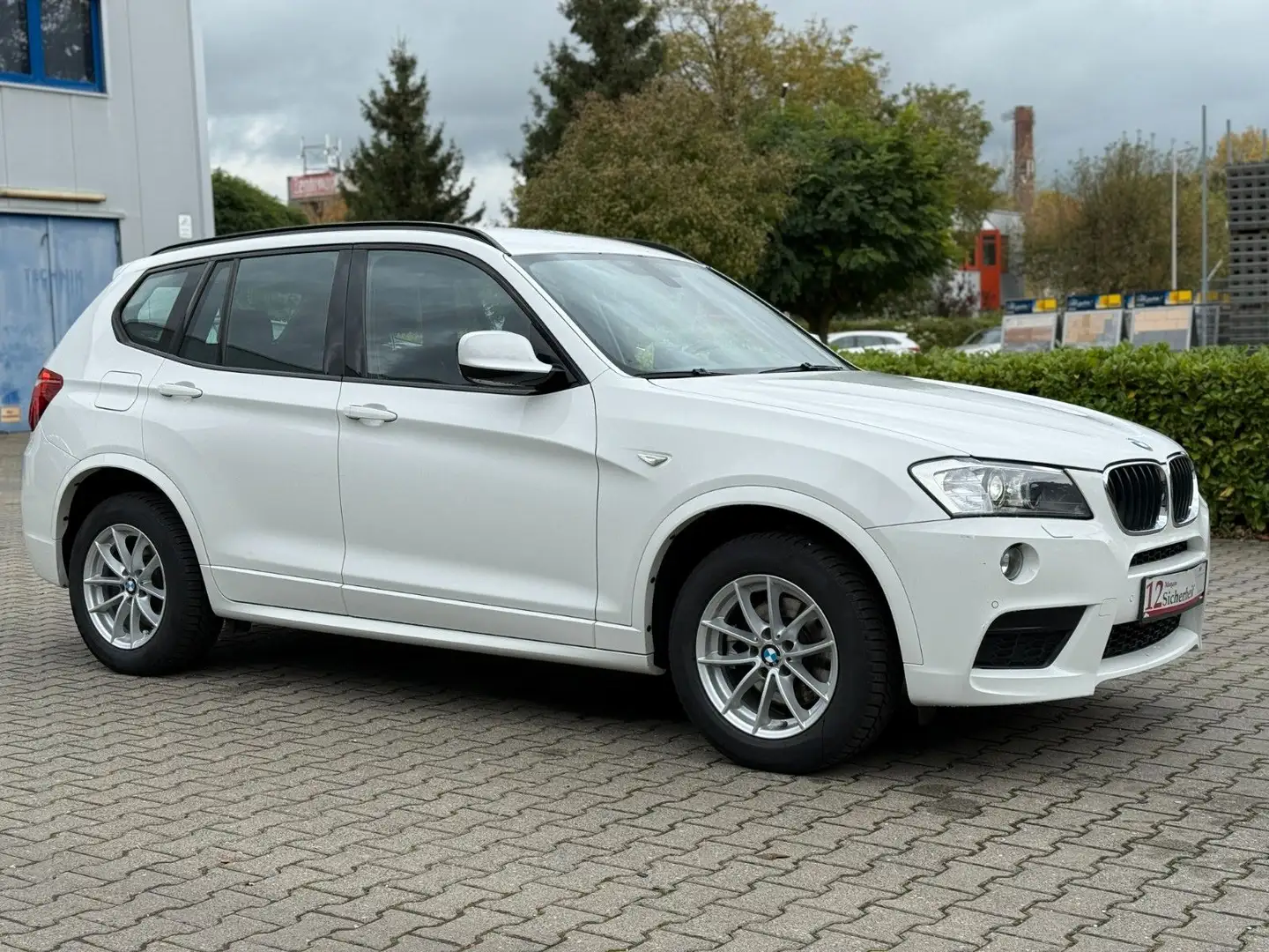 BMW X3 xDrive 20 i *Garantie *Navi *AWD *Lückenlos Weiß - 1