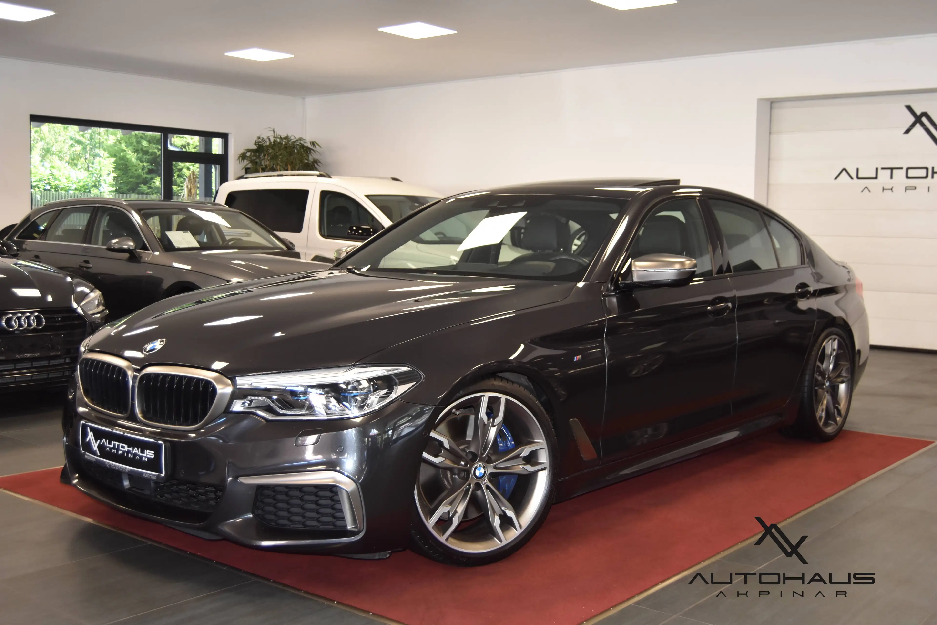 BMW M550 d xDrive LASER HuD SITZHZG KAM CARPL MEMORY