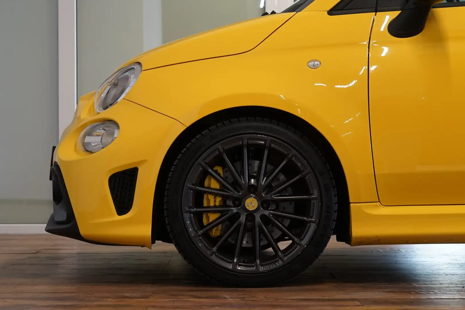 Abarth 595C 1.4 T-Jet 16V Competizione|AUTOMATIK|LEDER Gelb - 2