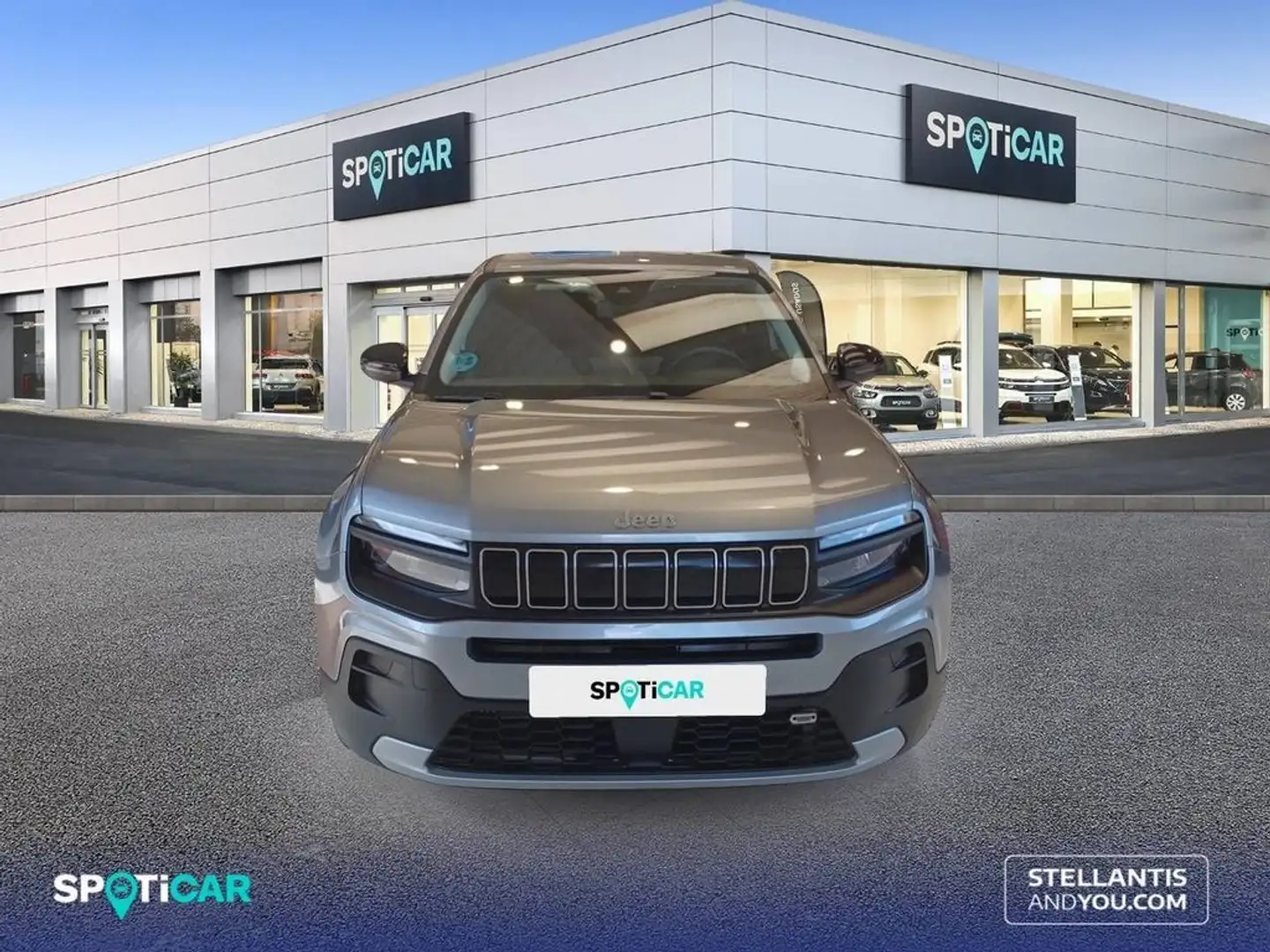 Jeep Avenger 1.2 Altitude 74KW Gris - 2