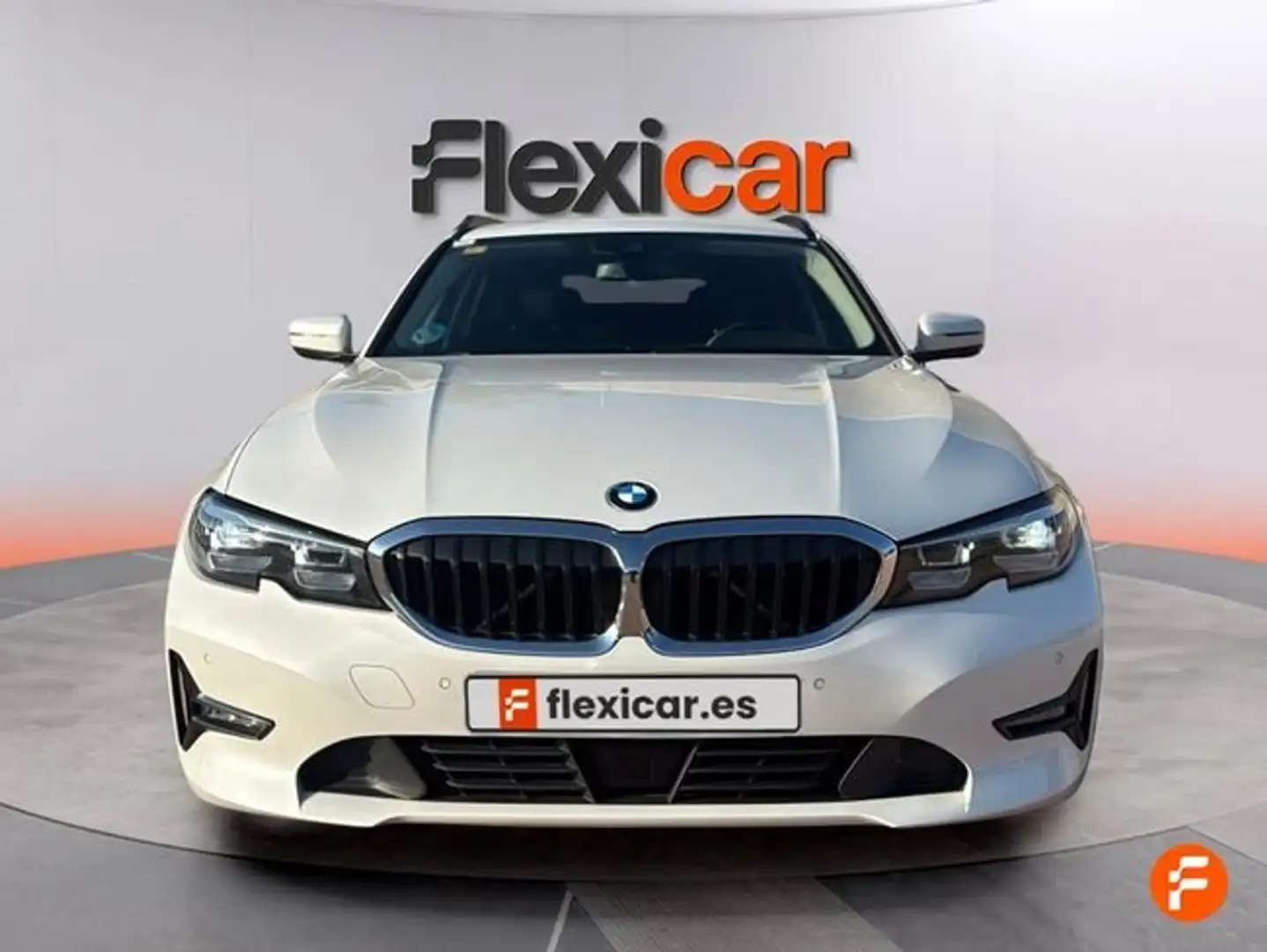 BMW 330 330e xDrive Touring Blanco - 2