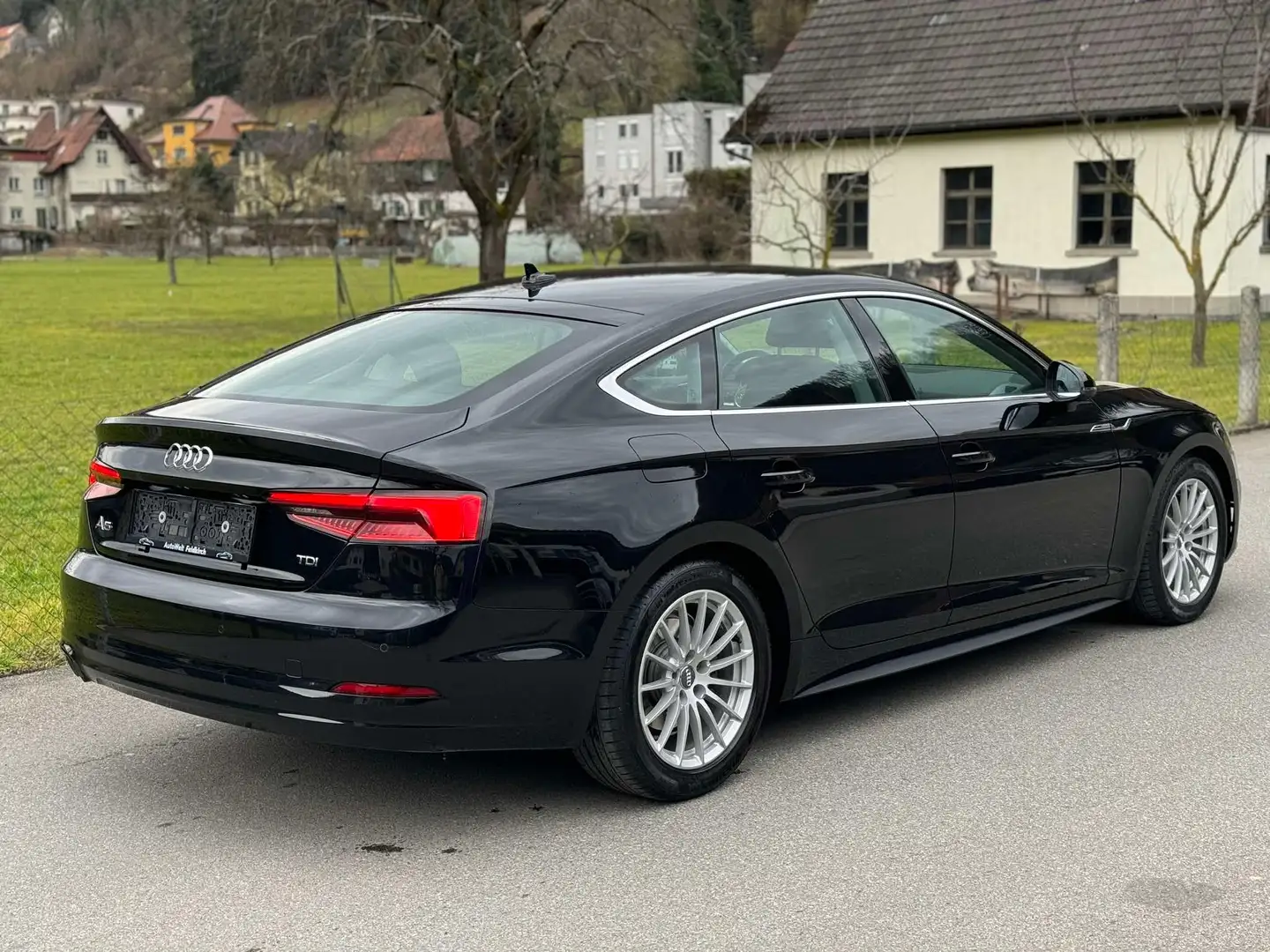 Audi A5 Sportback basis Automatik Chrompaket *NAVI *190 PS Negro - 2