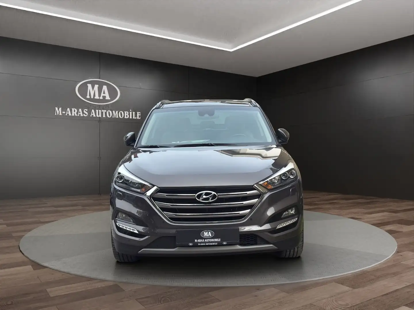Hyundai TUCSON Premium 4WD Pano Leder Automatic Bruin - 2