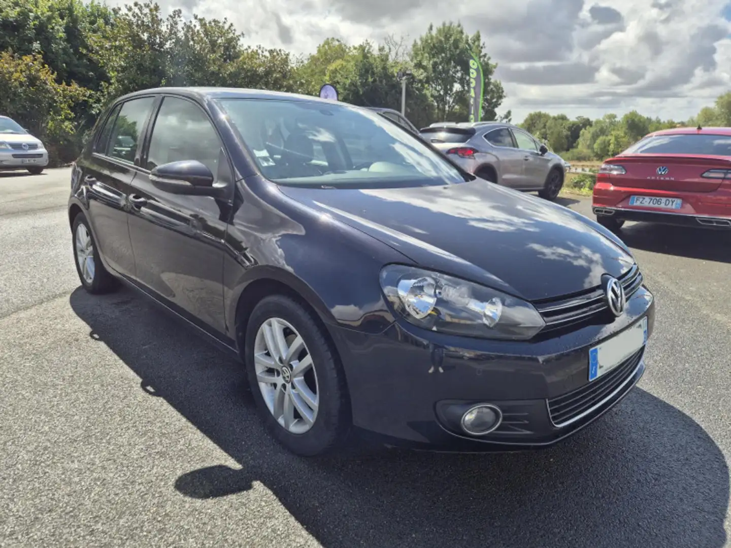 Volkswagen Golf 1.6 TDI 105CH BLUEMOTION FAP CONFORTLINE 5P Noir - 1