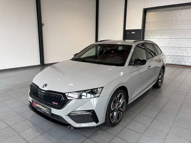 Skoda Octavia view 3