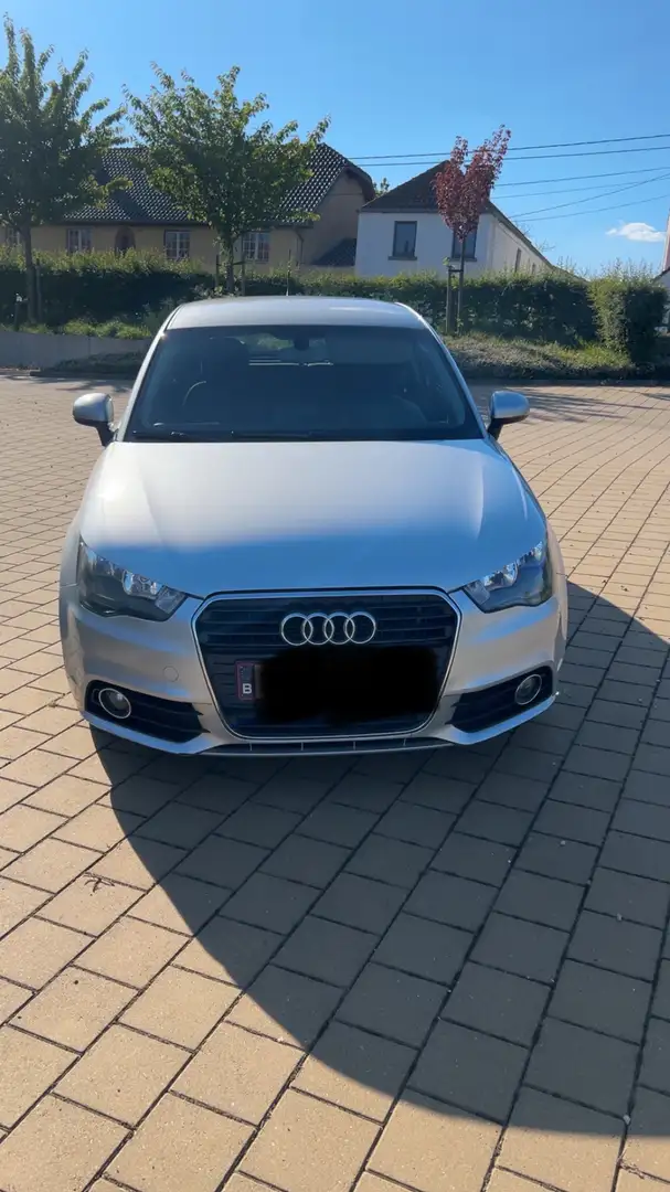 Audi A1 1.2 TFSI Attraction - 2