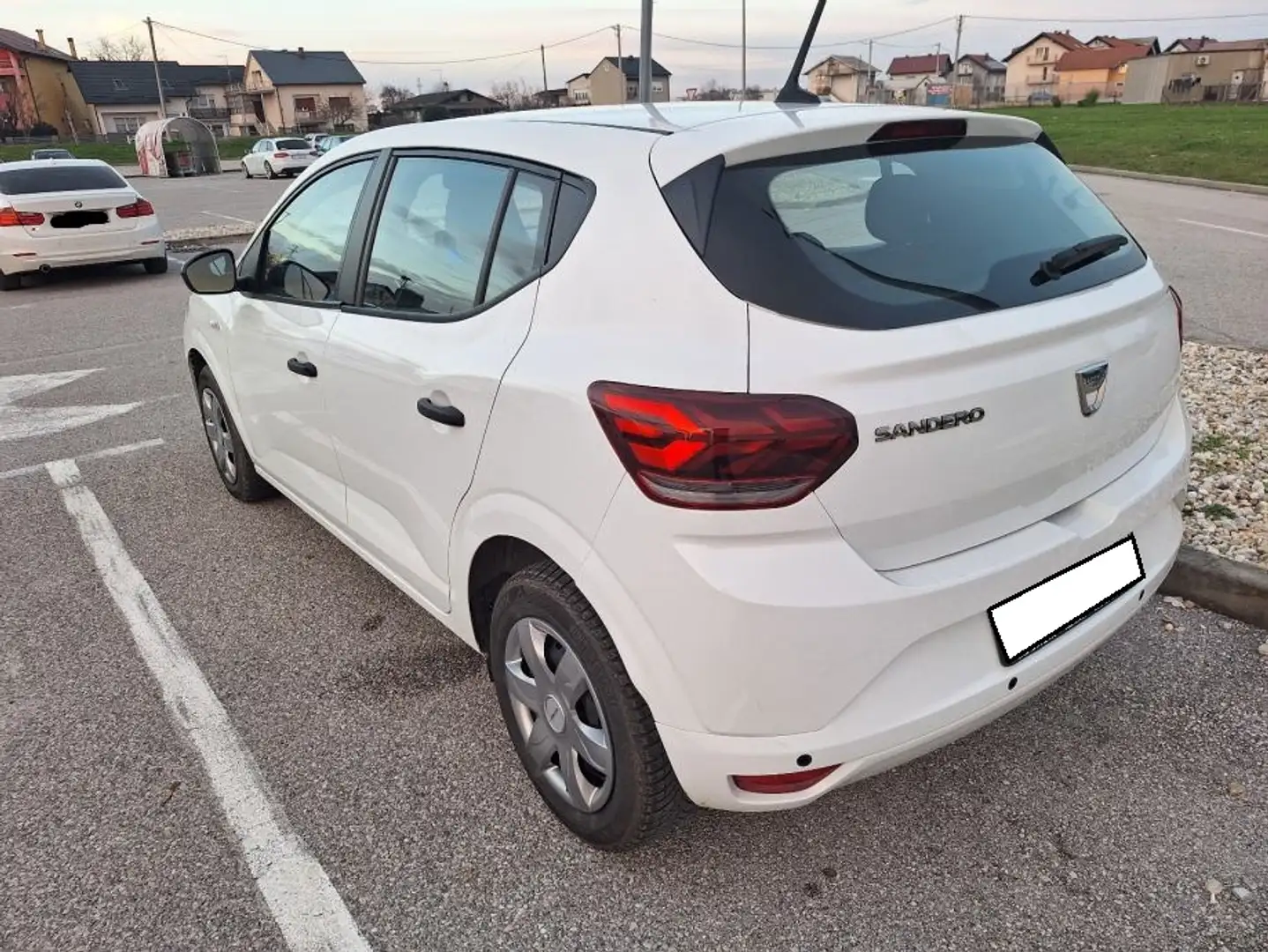 Dacia Sandero Sandero Stepway 1.6i Stepway Blanc - 1