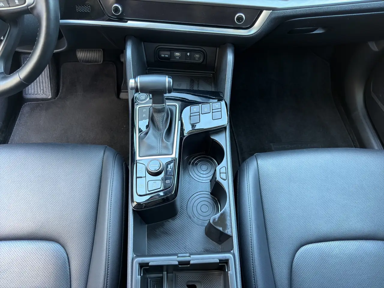 Kia Sportage снимка Kia Sportage
