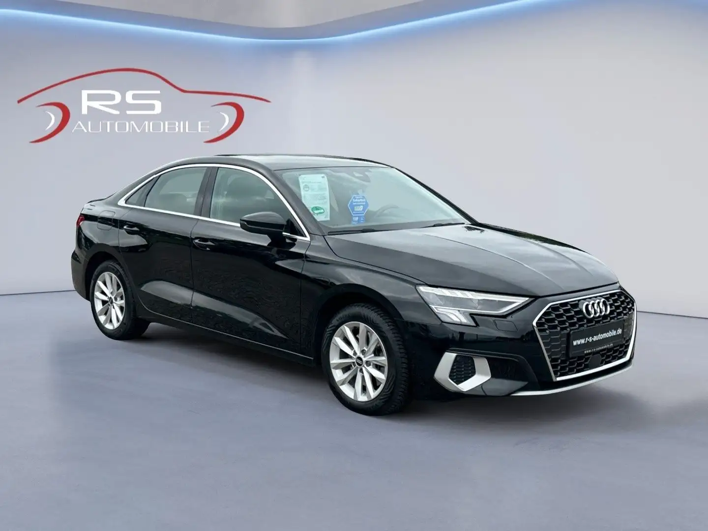 Audi A3 Limousine 35 TFSI advanced Noir - 1