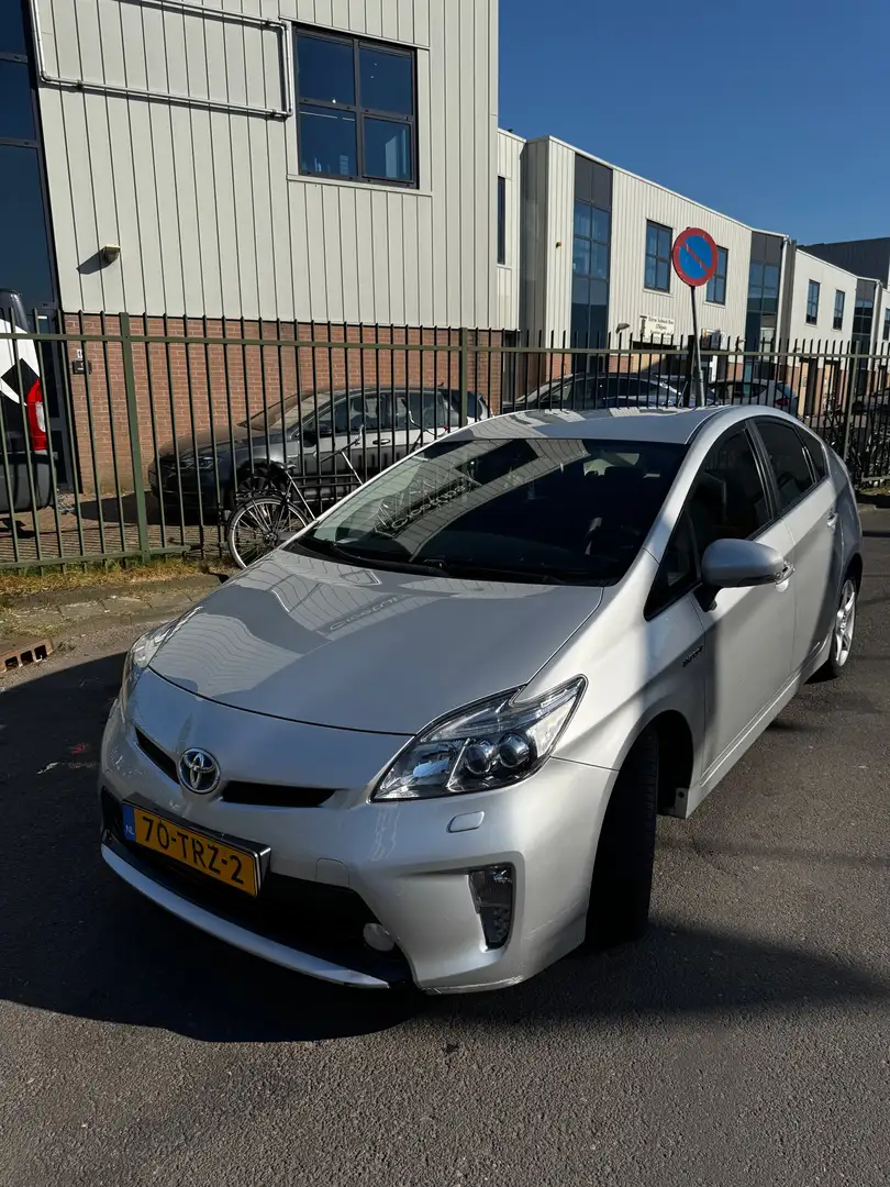 Toyota Prius (Hybrid) Executive - 1