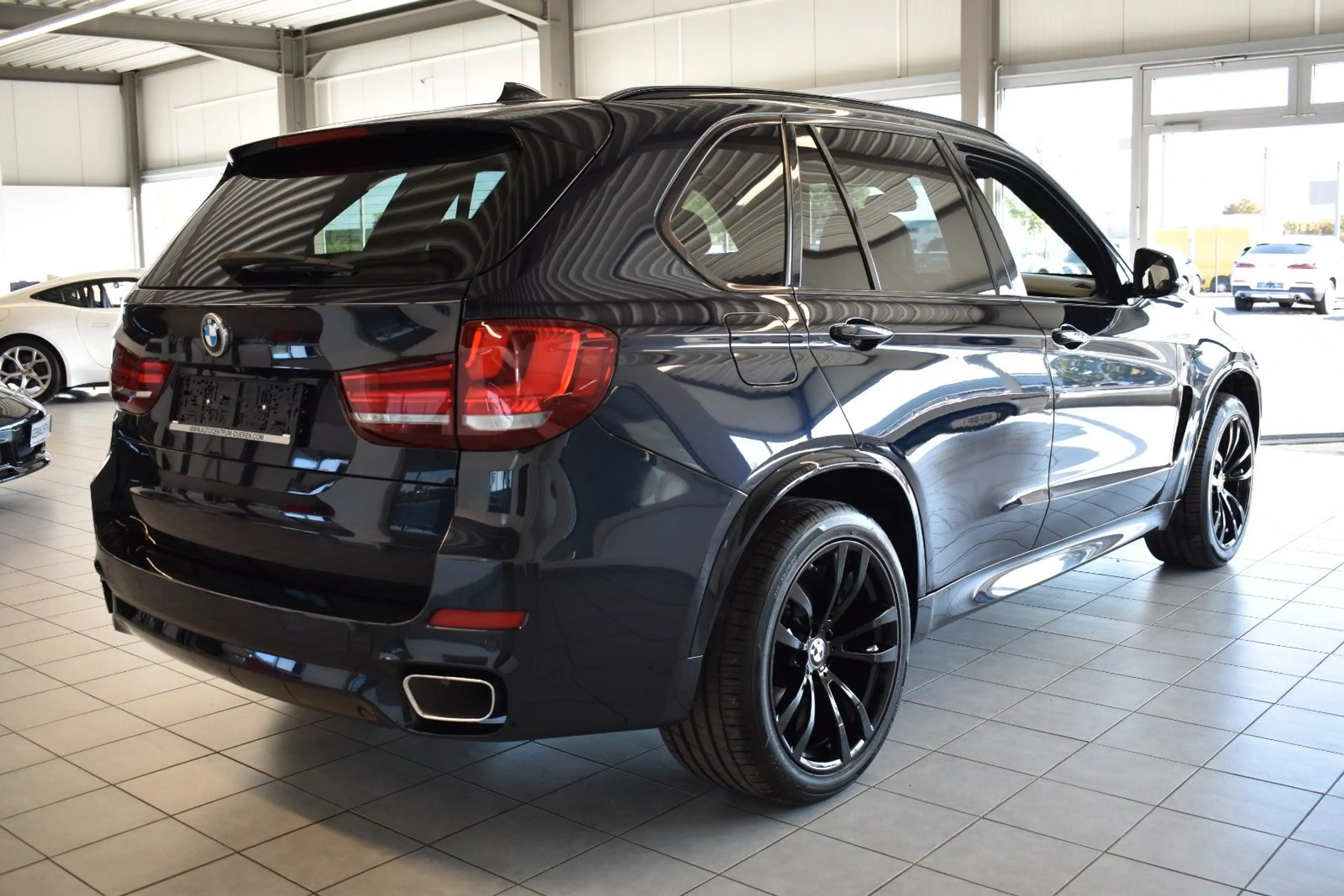 BMW X5 xDrive 40d/M-SPORT/NIGHT/AHK/CAM/PANO/AMBI/ — photo 7