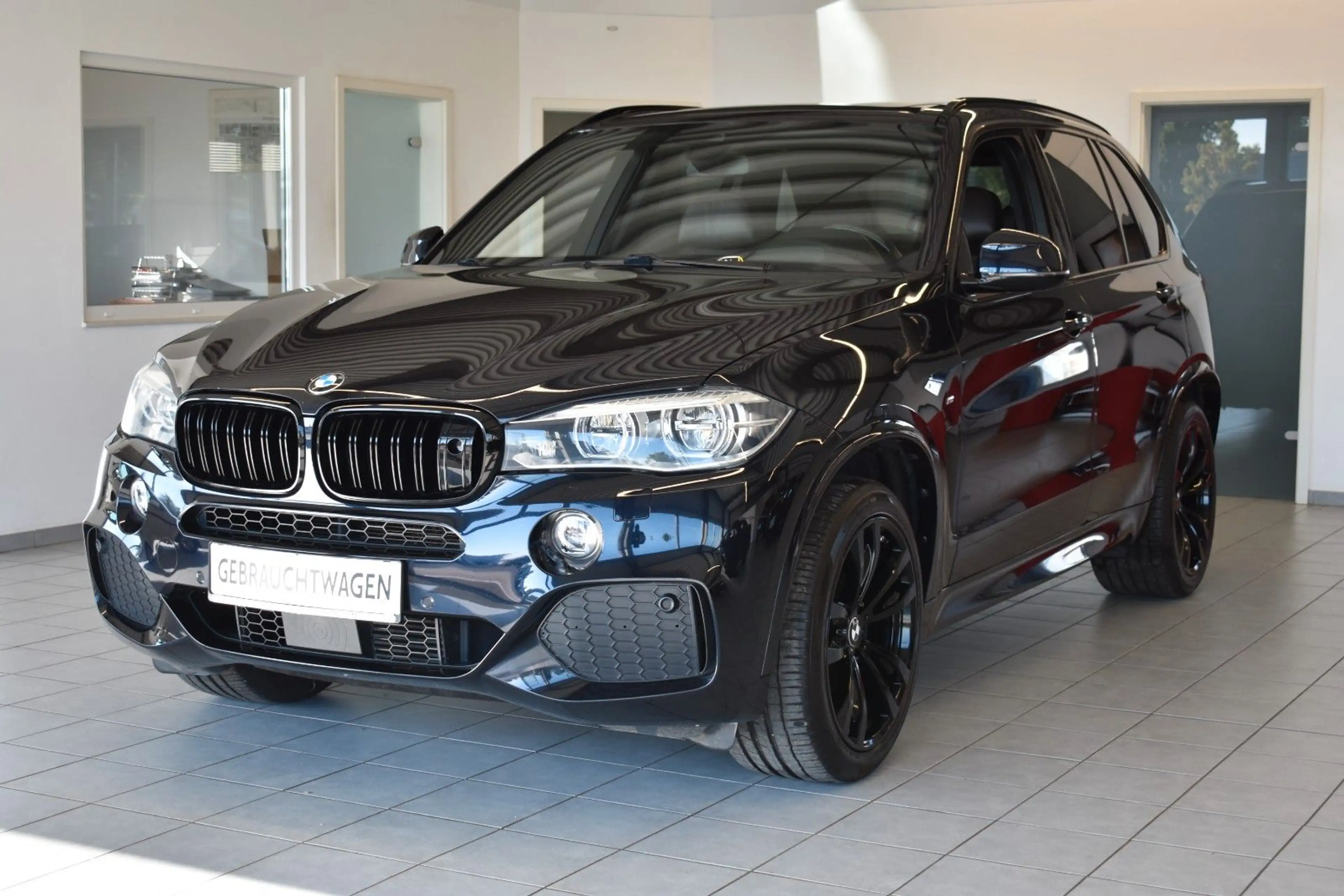 BMW X5 xDrive 40d/M-SPORT/NIGHT/AHK/CAM/PANO/AMBI/ — photo 3