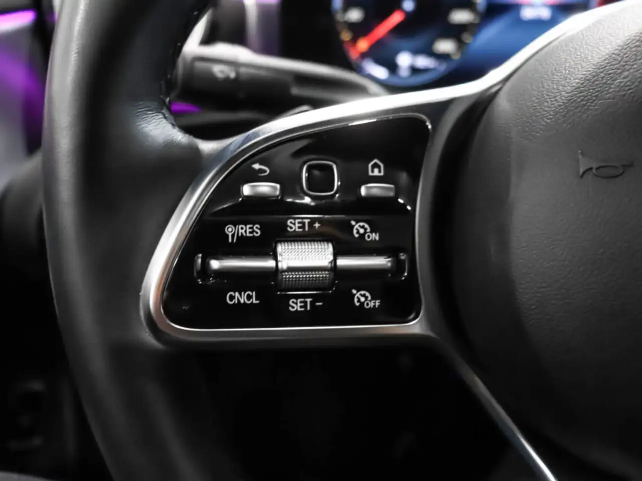 Mercedes-Benz CLA снимка Mercedes-Benz CLA