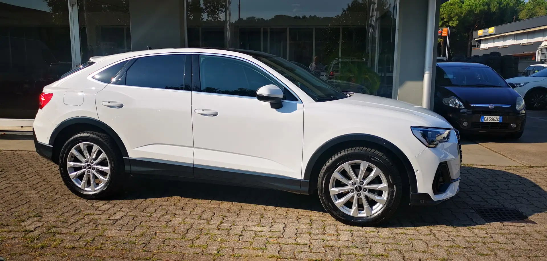 Audi Q3 Q3 2019 Sportback  35 2.0 tdi quattro s-tronic Bianco - 2
