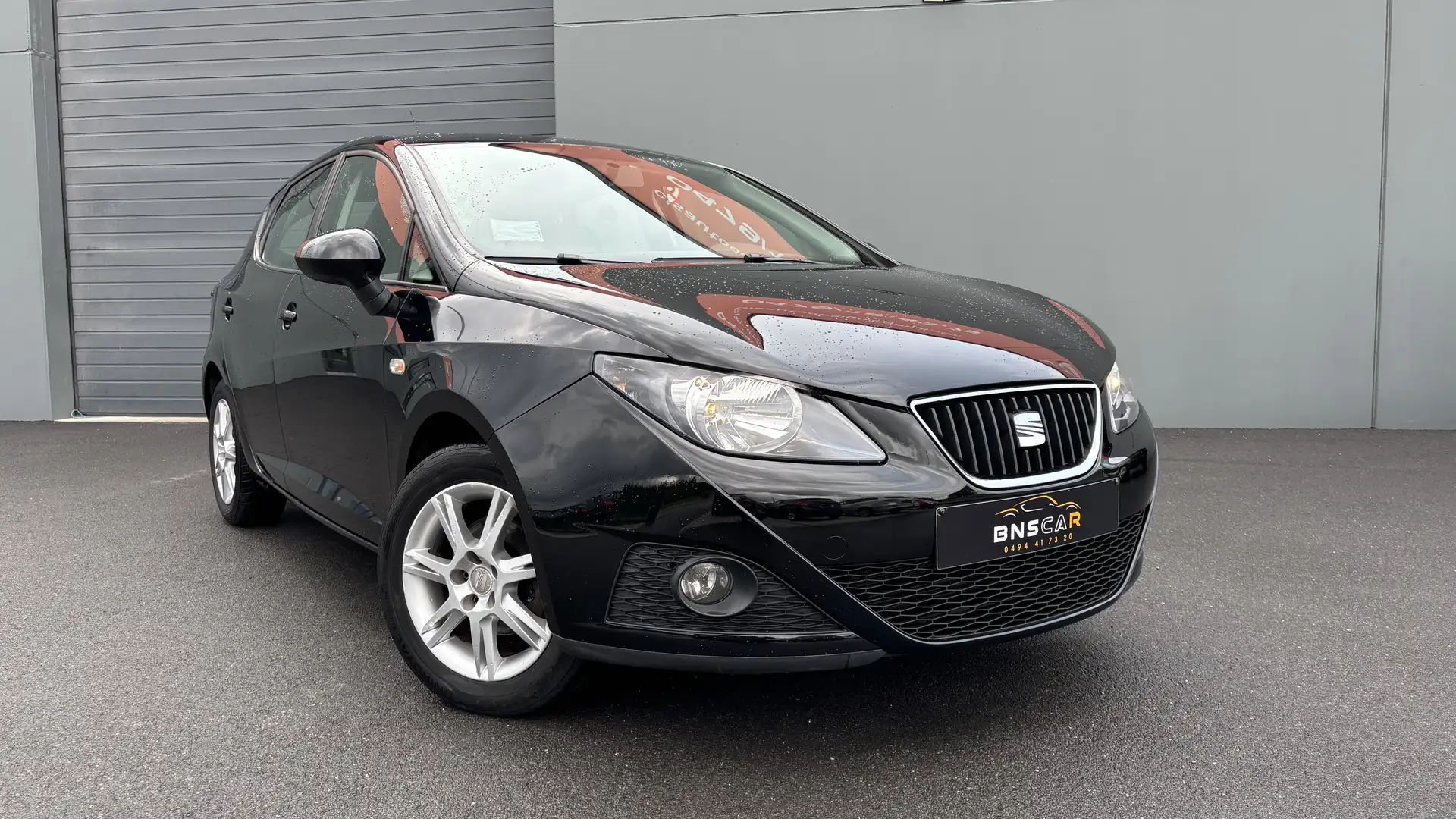 SEAT Ibiza 1.2 CR TDi Reference Copa DPF Noir - 1