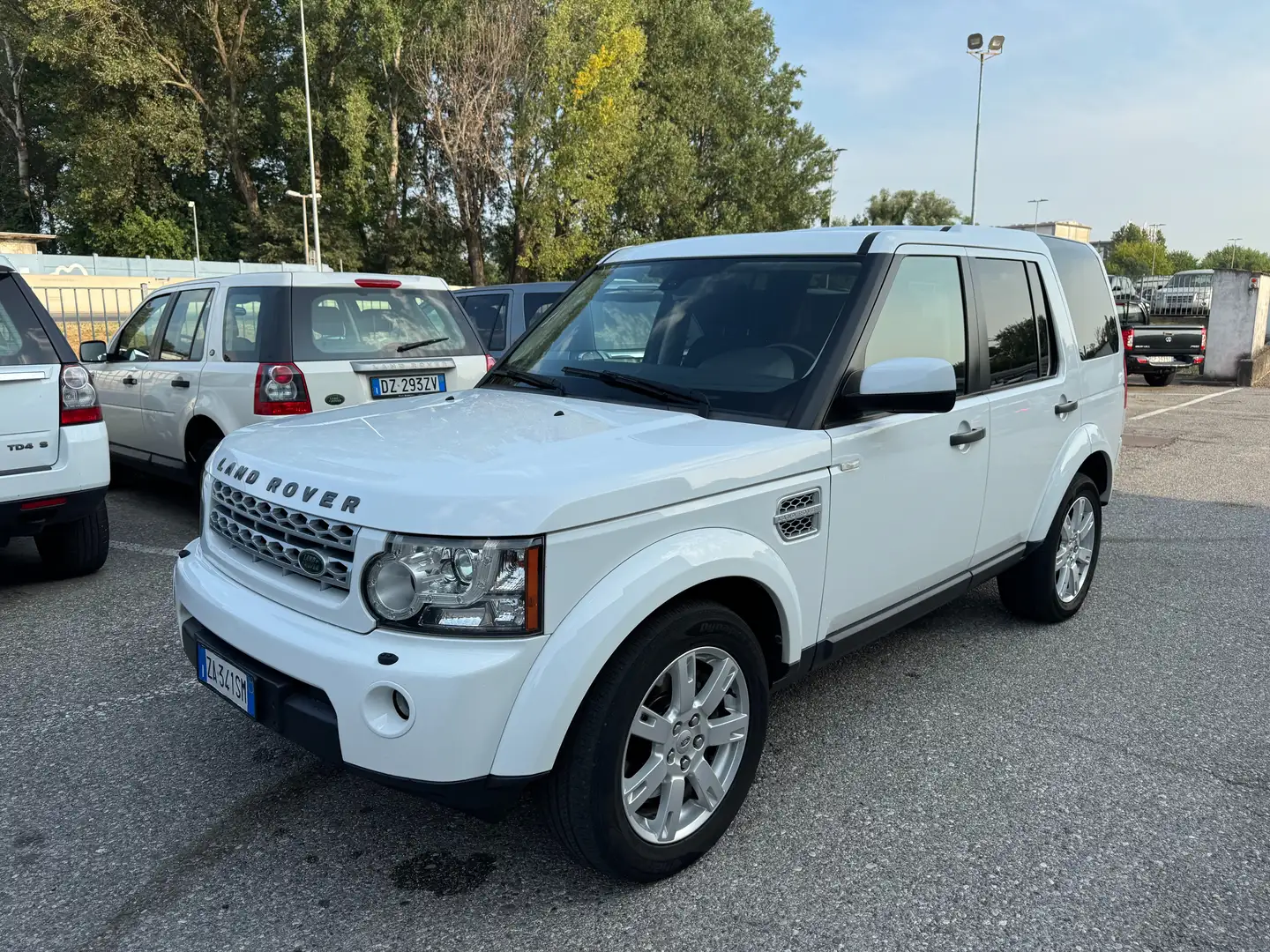 Land Rover Discovery 3.0 tdV6 SE 210cv auto Bianco - 1