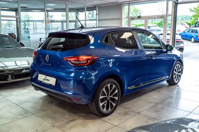 Renault Clio view 7