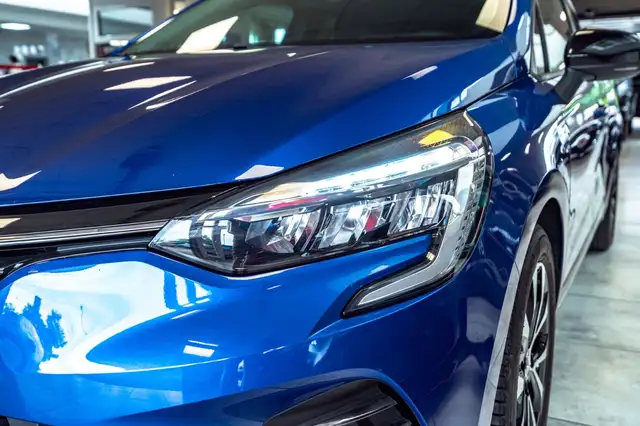 Renault Clio view 10