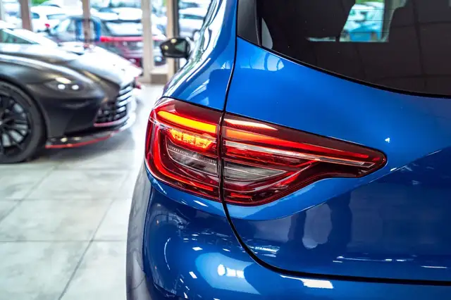 Renault Clio view 13