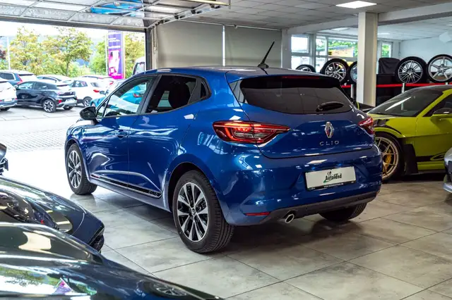 Renault Clio view 5