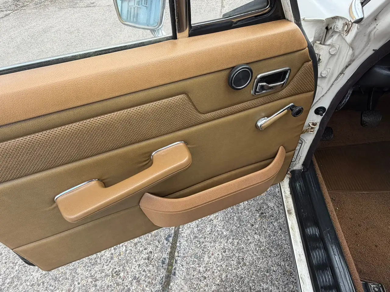 Mercedes-Benz E 200 200 / 8 Oltdtimer H kennzeichen neu Tüv mit Schiebedach, foto 10