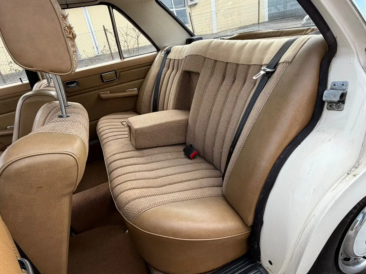 Mercedes-Benz E 200 200 / 8 Oltdtimer H kennzeichen neu Tüv mit Schiebedach, foto 8