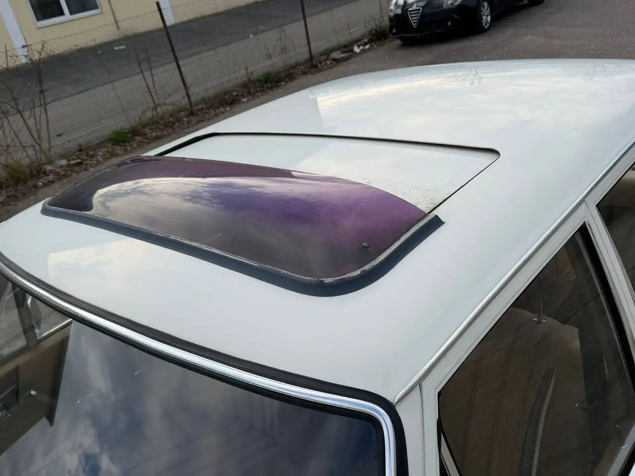 Mercedes-Benz E 200 200 / 8 Oltdtimer H kennzeichen neu Tüv mit Schiebedach, foto 9
