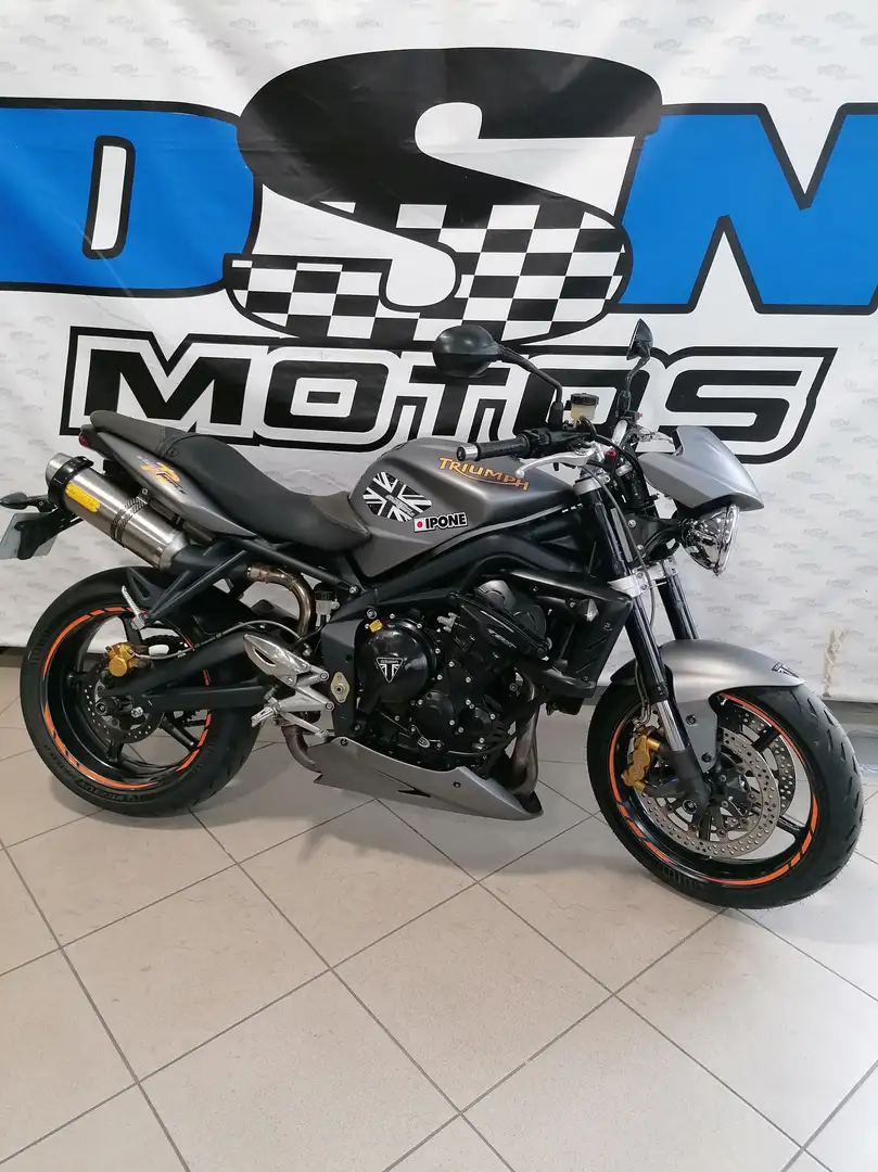 Triumph Street Triple 675 Orange - 1