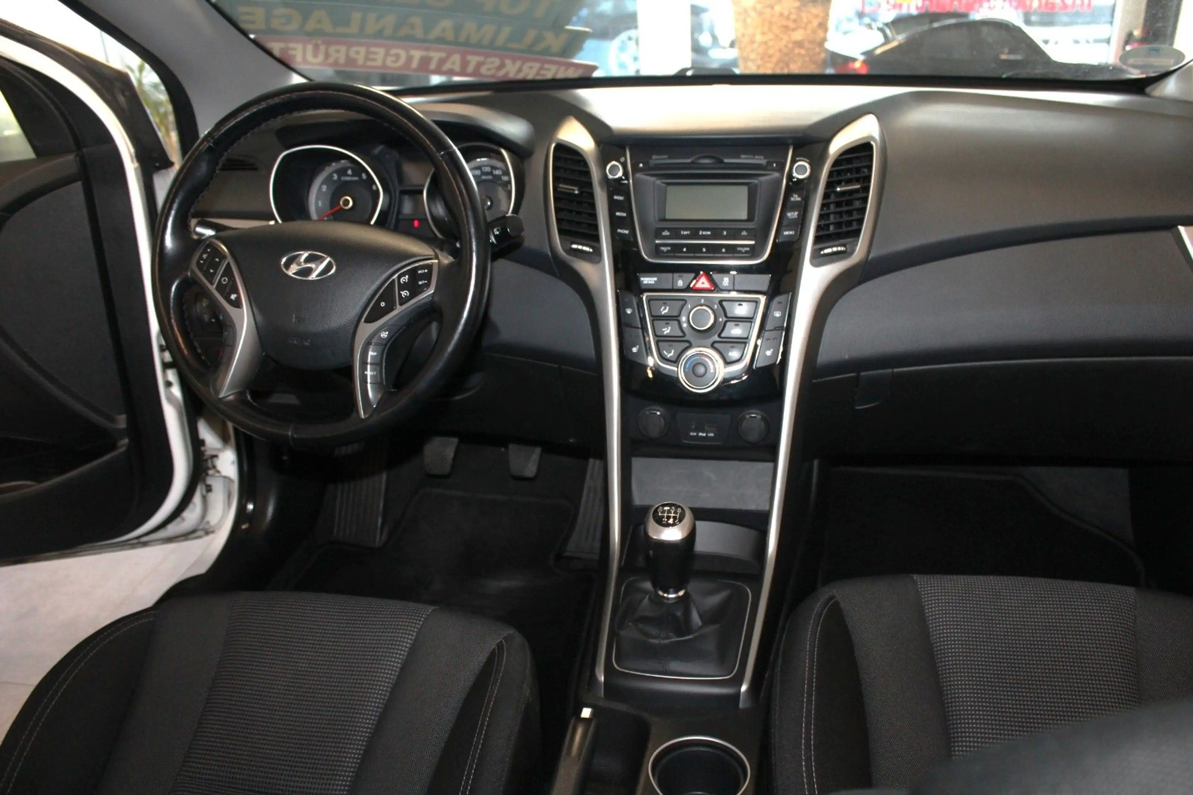 Hyundai i30 cw Classic — photo 11