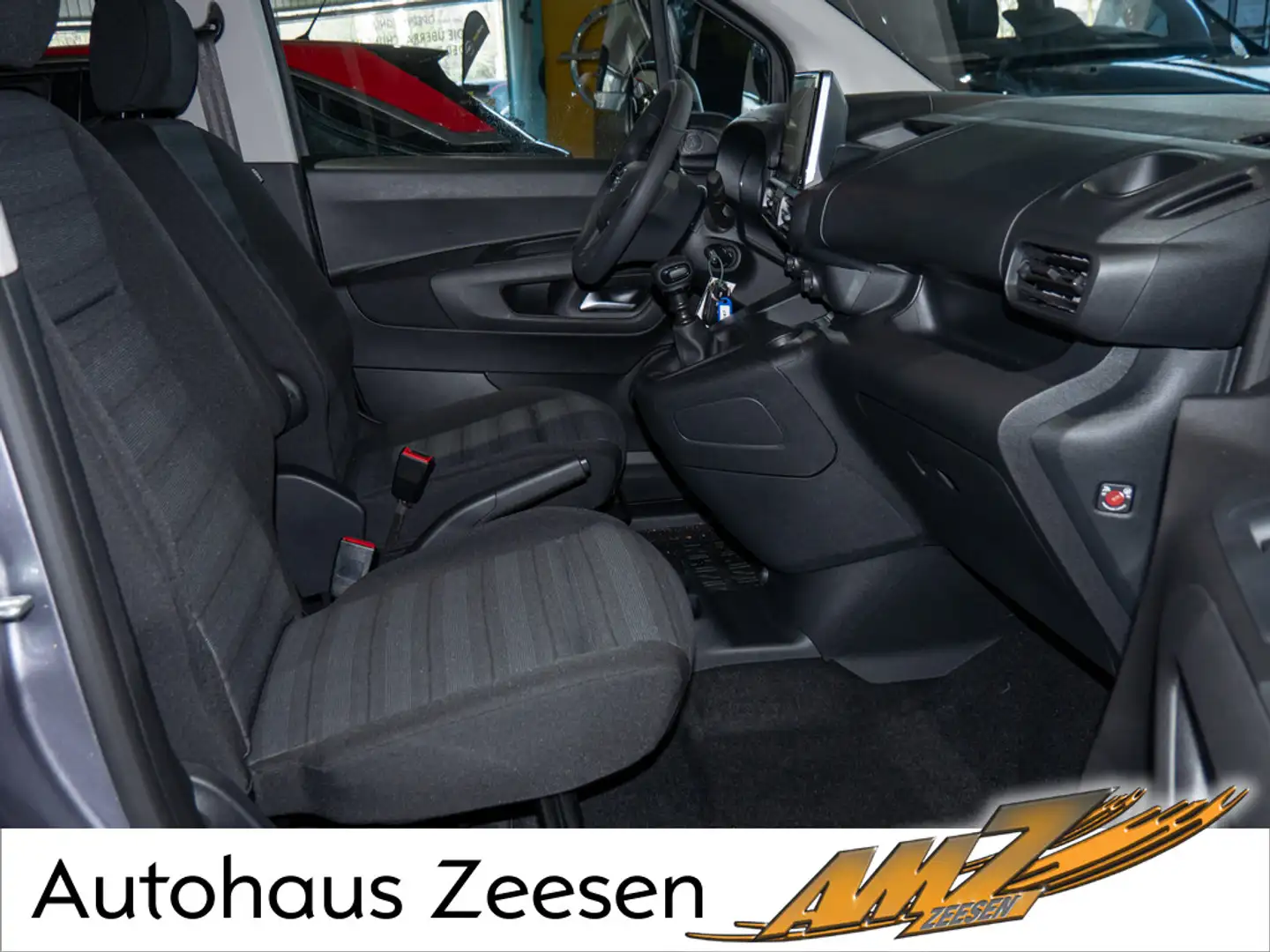 Opel Combo Life 1.5 Turbo D Edition NAVI PDC SHZ Grijs - 2