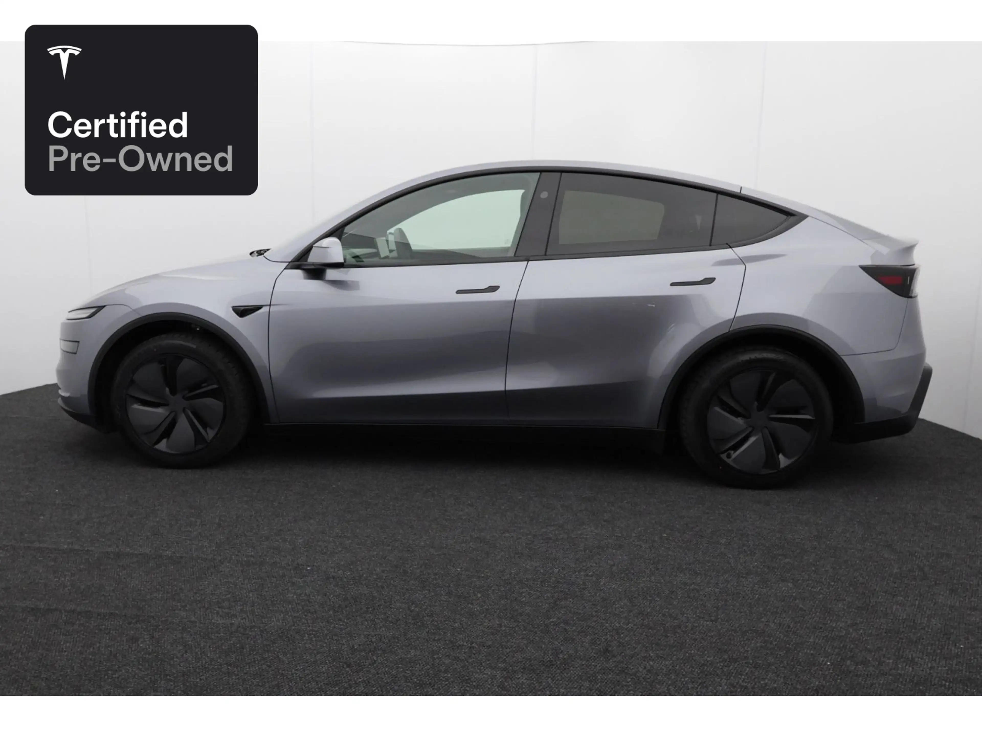 Tesla Model Y Long Range AWD "Certified Pre-Owned" — photo 11