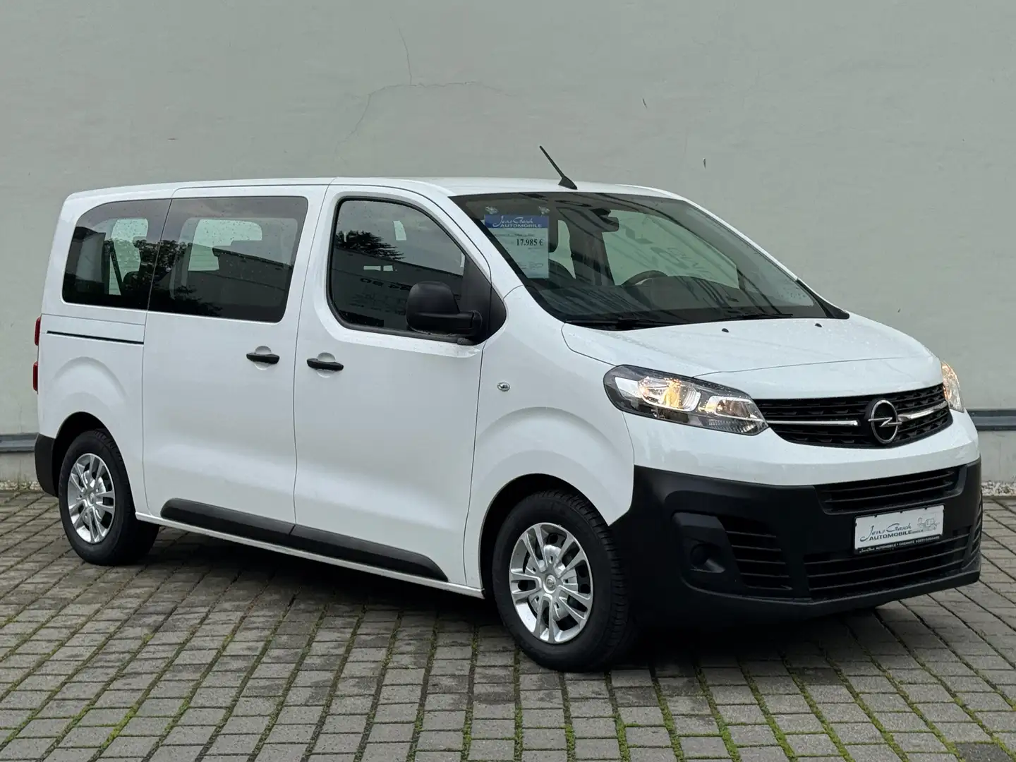 Opel Vivaro 1.5 D (L2)"2 x Klima / Tempomat /9 Sitze / PTC..." Weiß - 2