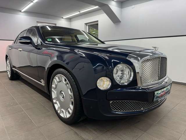 Bentley Mulsanne 6.8 Automatik/Lunablau-Creme/Einzelstü.