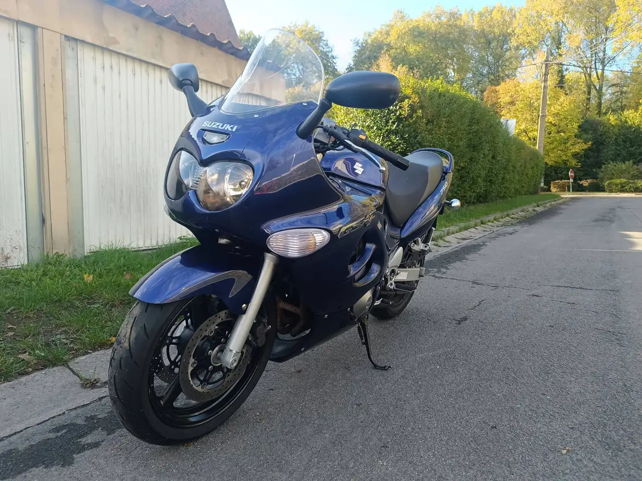 Suzuki GSX 750