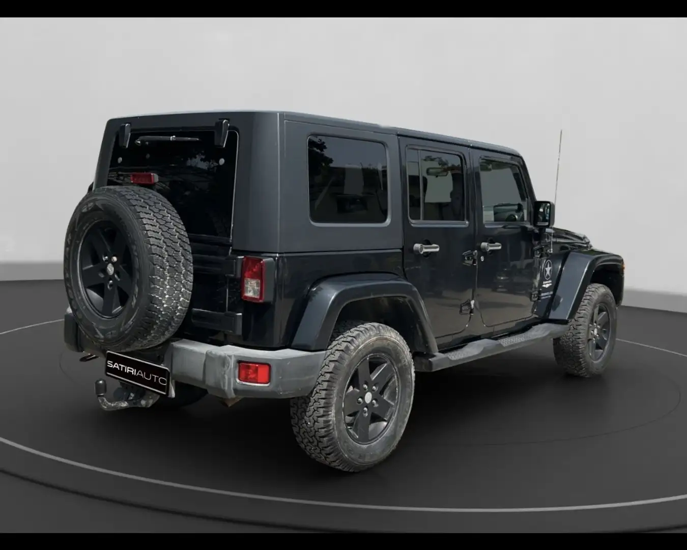 Jeep Wrangler Unlimited 2.8 CRD Sahara Černá - 2