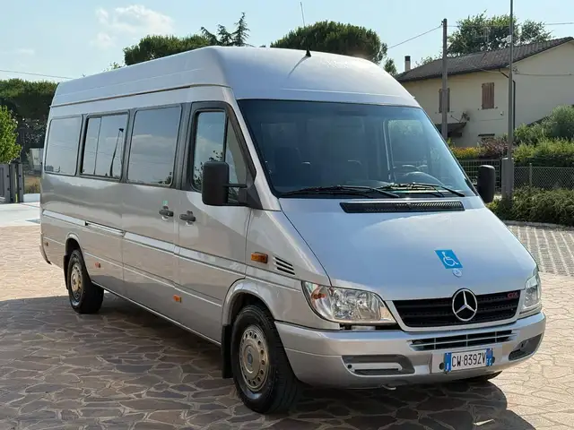 Mercedes-Benz Sprinter 2.7 cdi 9 posti - ALLESTITO PER DISABILI -