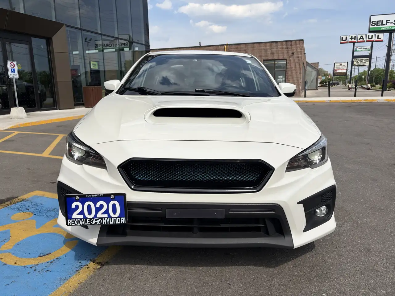 Subaru WRX снимка Subaru WRX