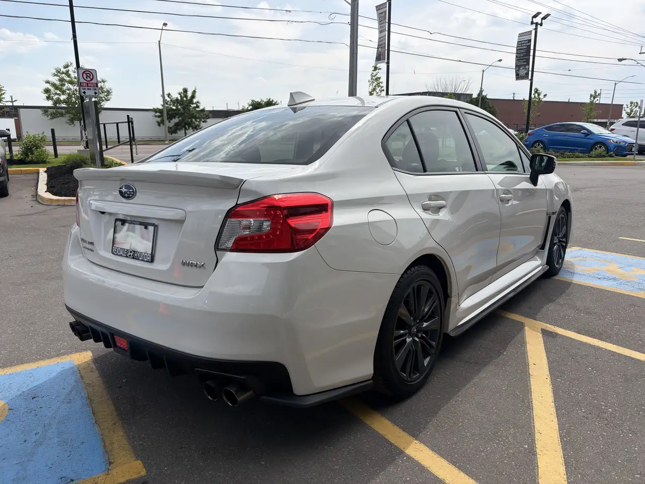 Subaru WRX снимка Subaru WRX