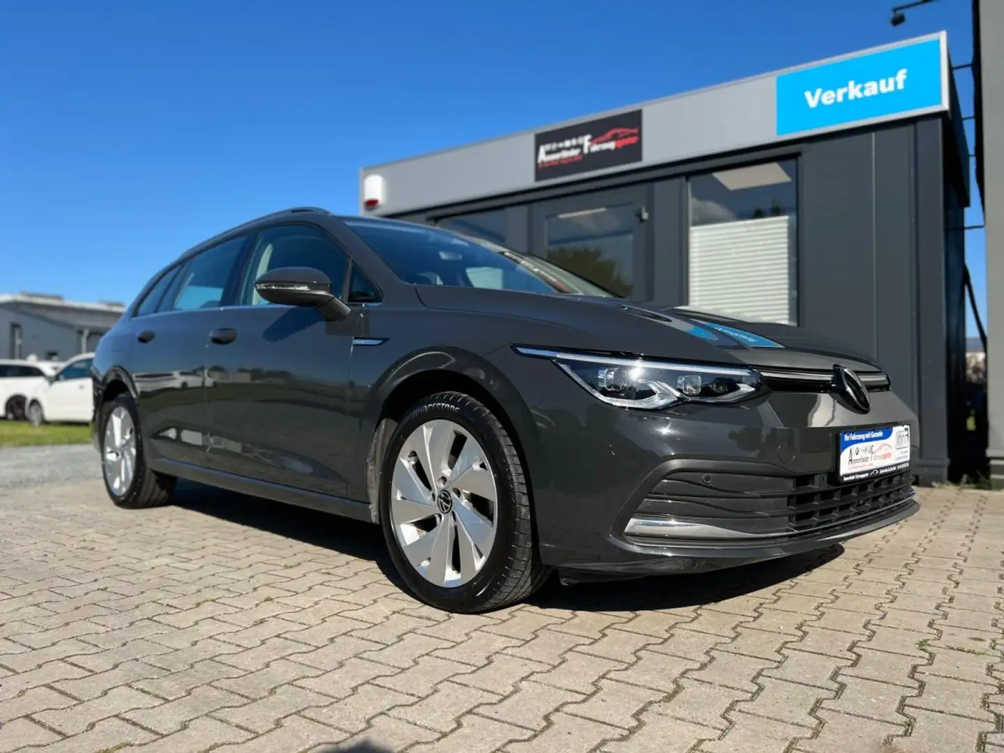 Volkswagen Golf VIII 1.5 TSI Style OPF (EURO 6d) 1.5 TSI EU6d Styl Grau - 2