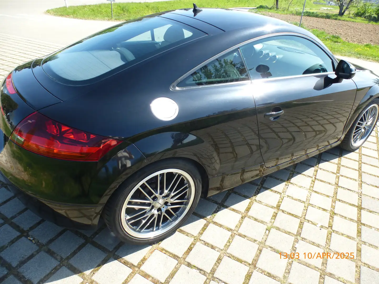 Audi TT TT Coupe 2.0 TFSI Schwarz - 2