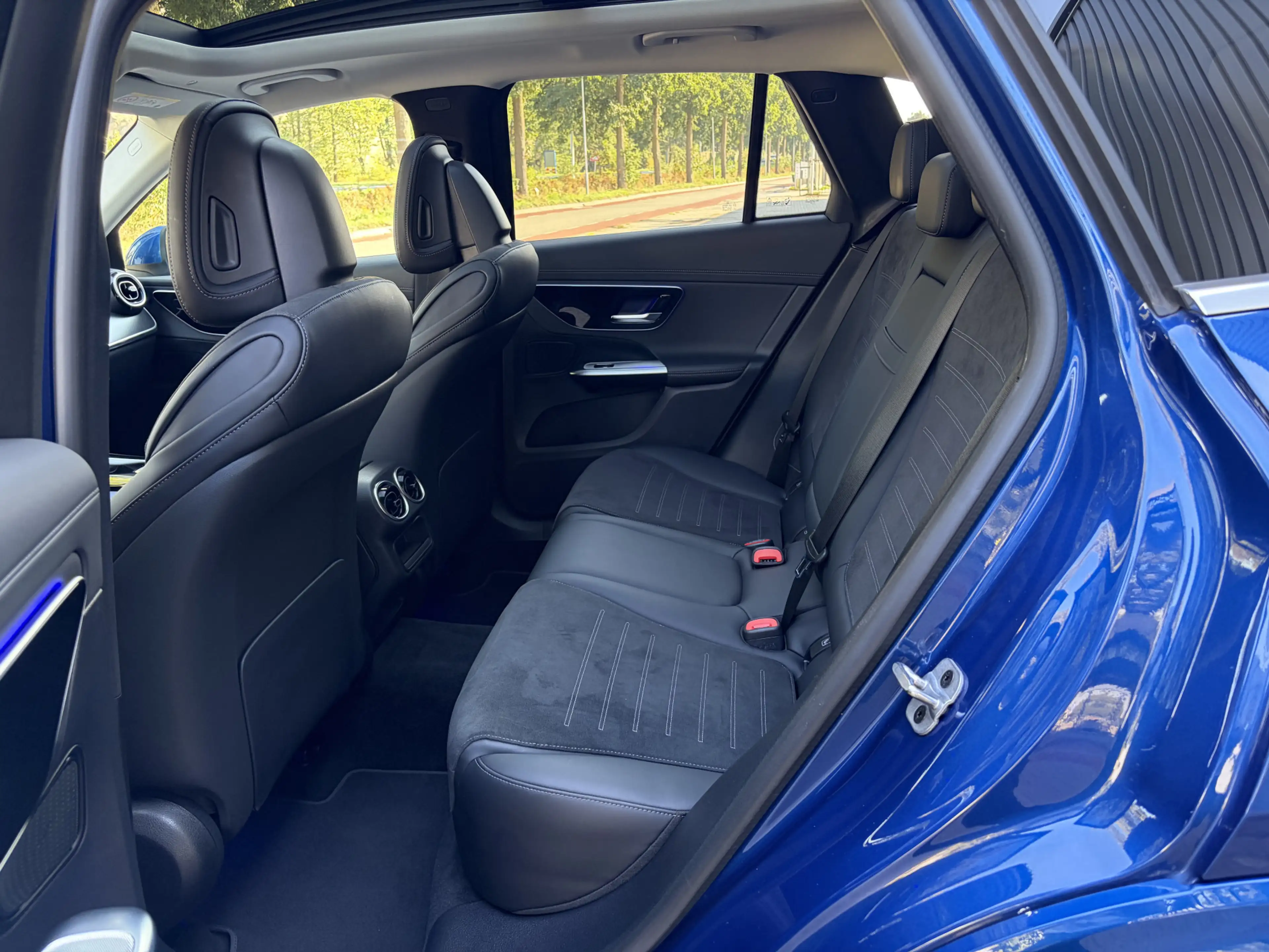 Mercedes-Benz GLC 300 300e 4MATIC AMG Line Panoramadak, Luchtvering, Tre — photo 14