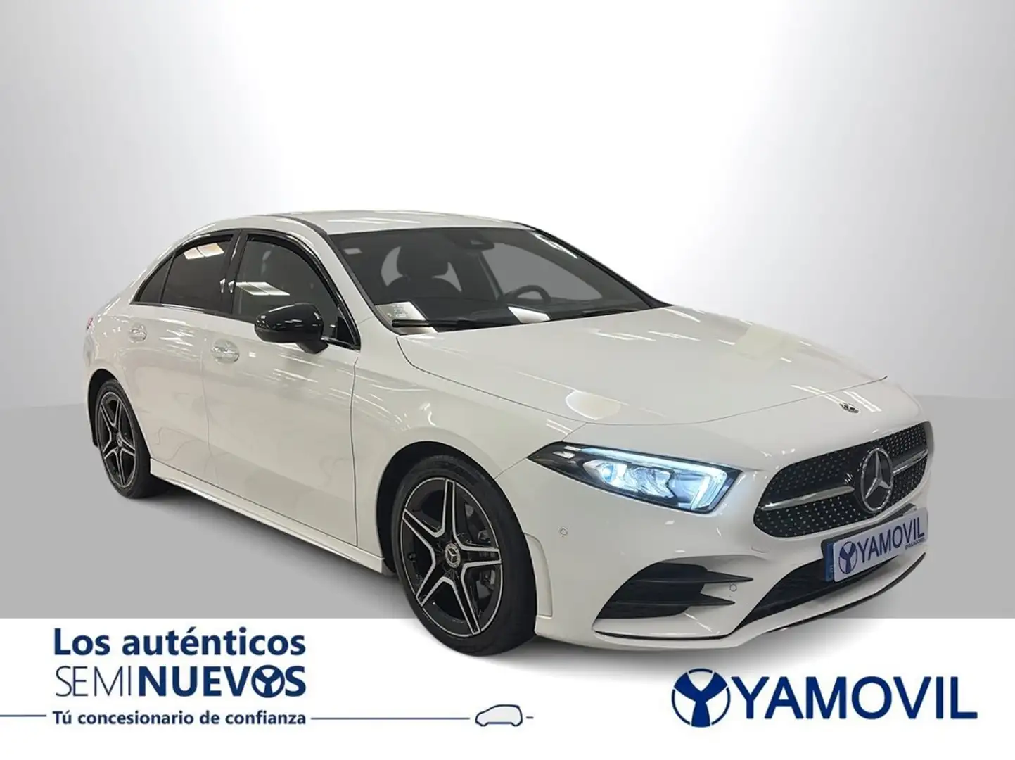 Mercedes-Benz A 180 180d Sedán 7G-DCT Blanco - 2