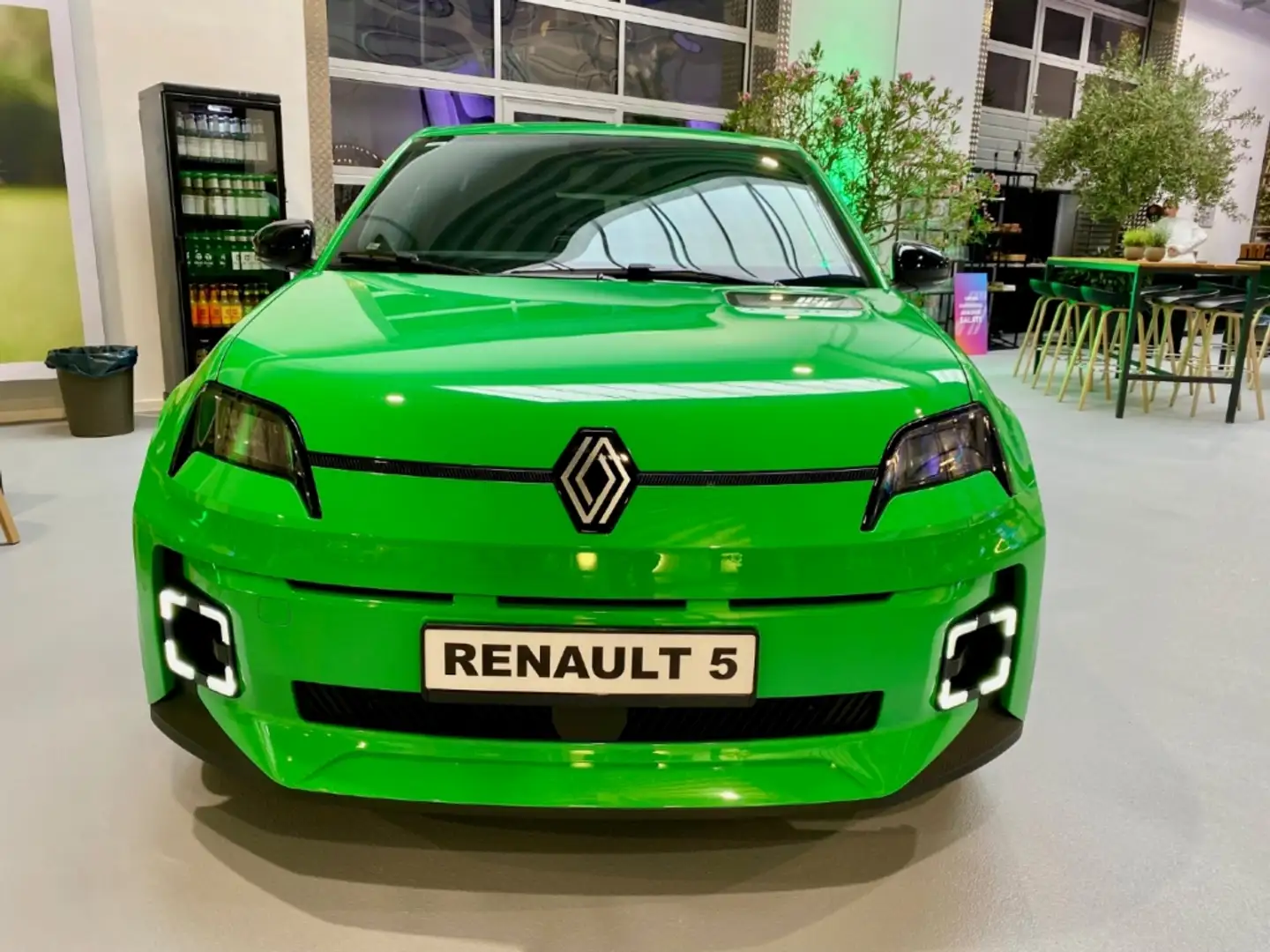 Renault R 5 Comfort Range Techno 150PS digitales Cockpit LED A Verde - 2