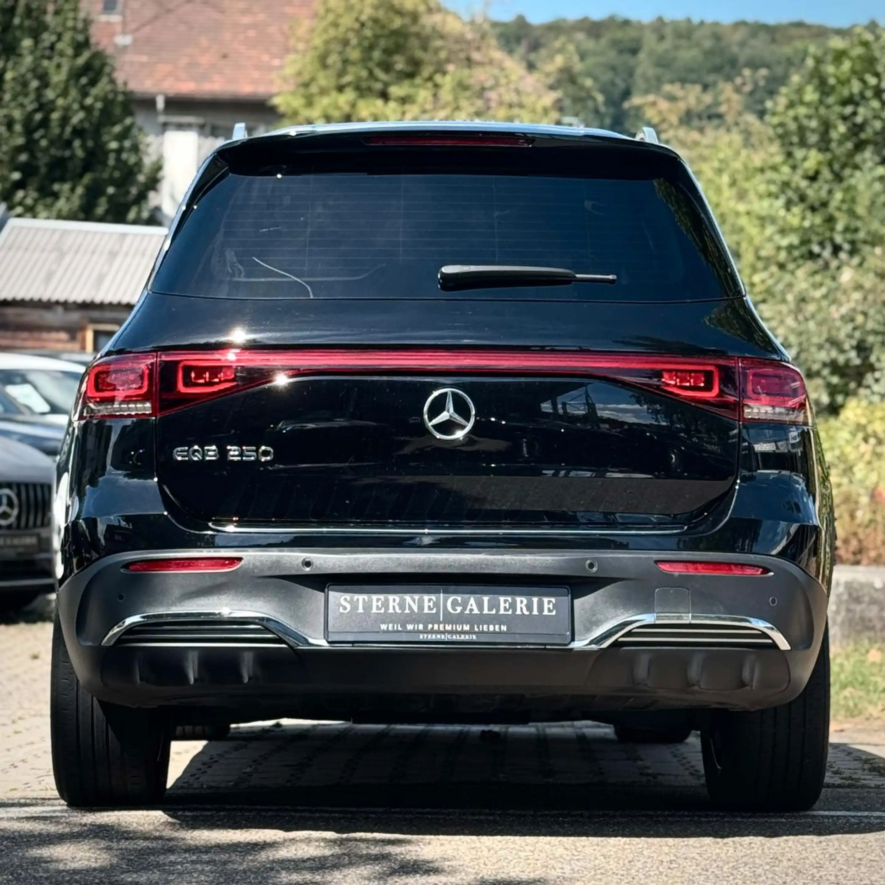 Mercedes-Benz EQB 250 AMG-LINE/RÜCKFAHRK/TOTW/TEMPOM/AMBIENT — photo 8
