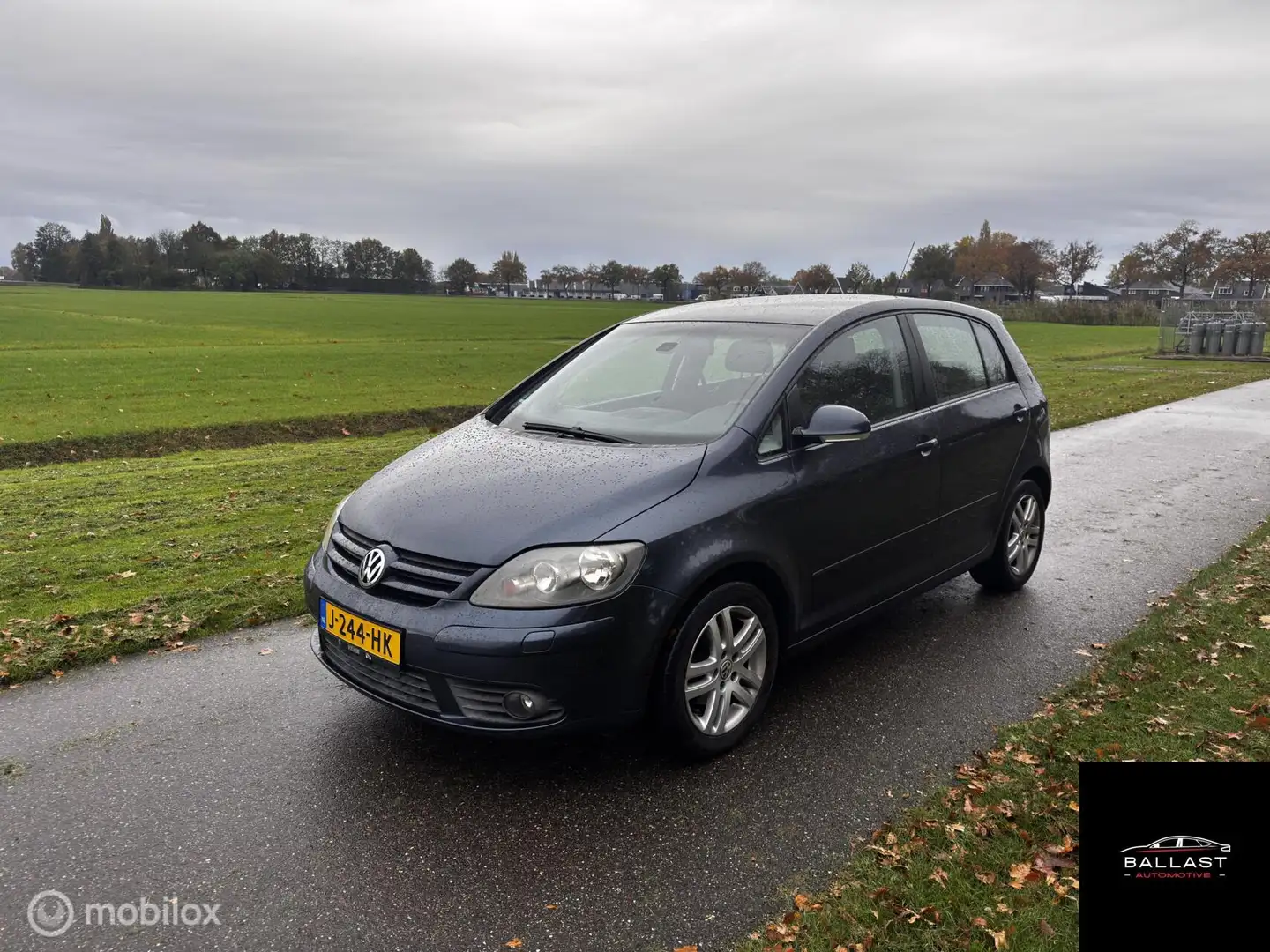 Volkswagen Golf Plus 1.6 Sportline Business Blauw - 1