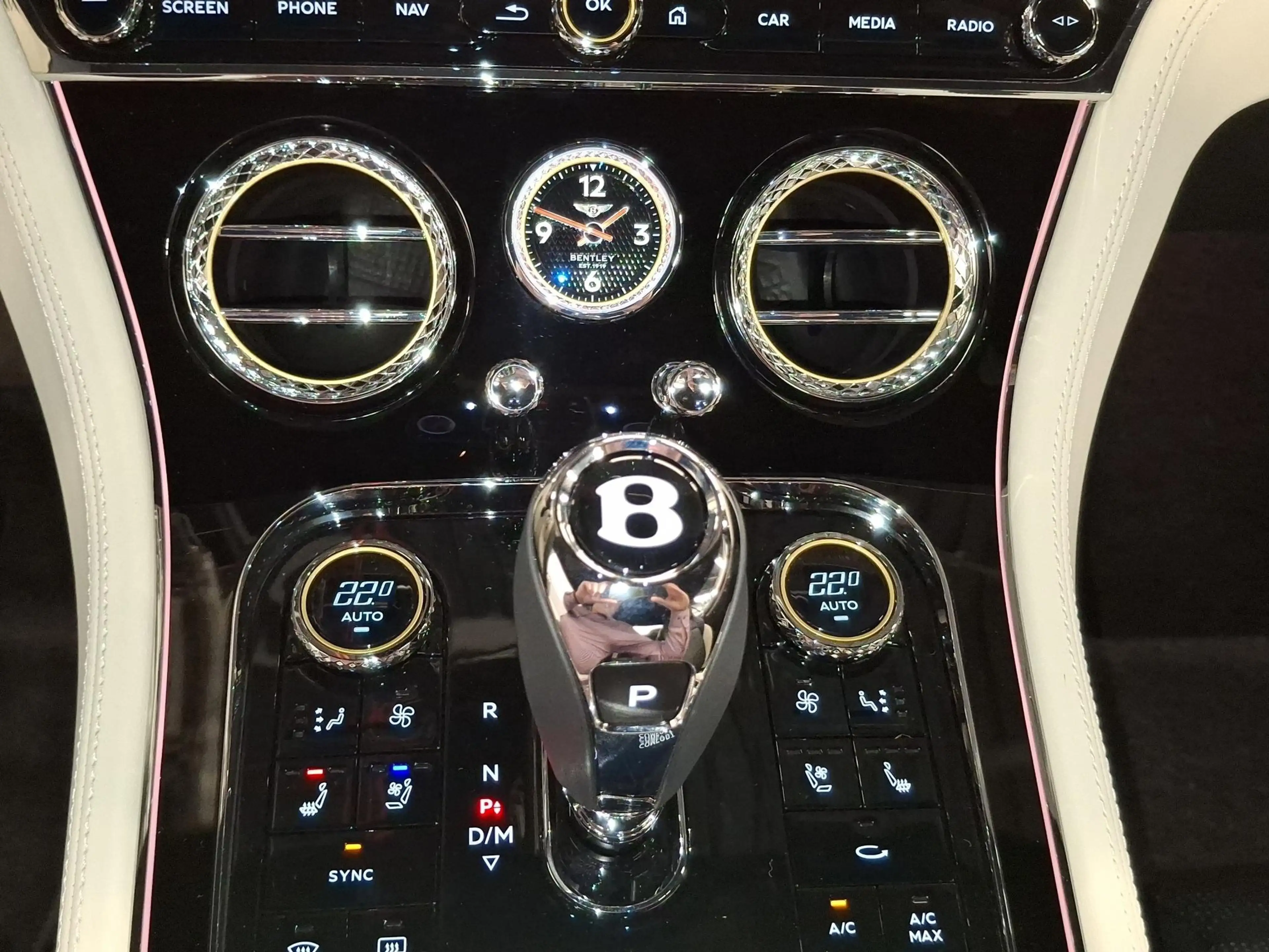 Bentley Continental GT GT S — photo 9