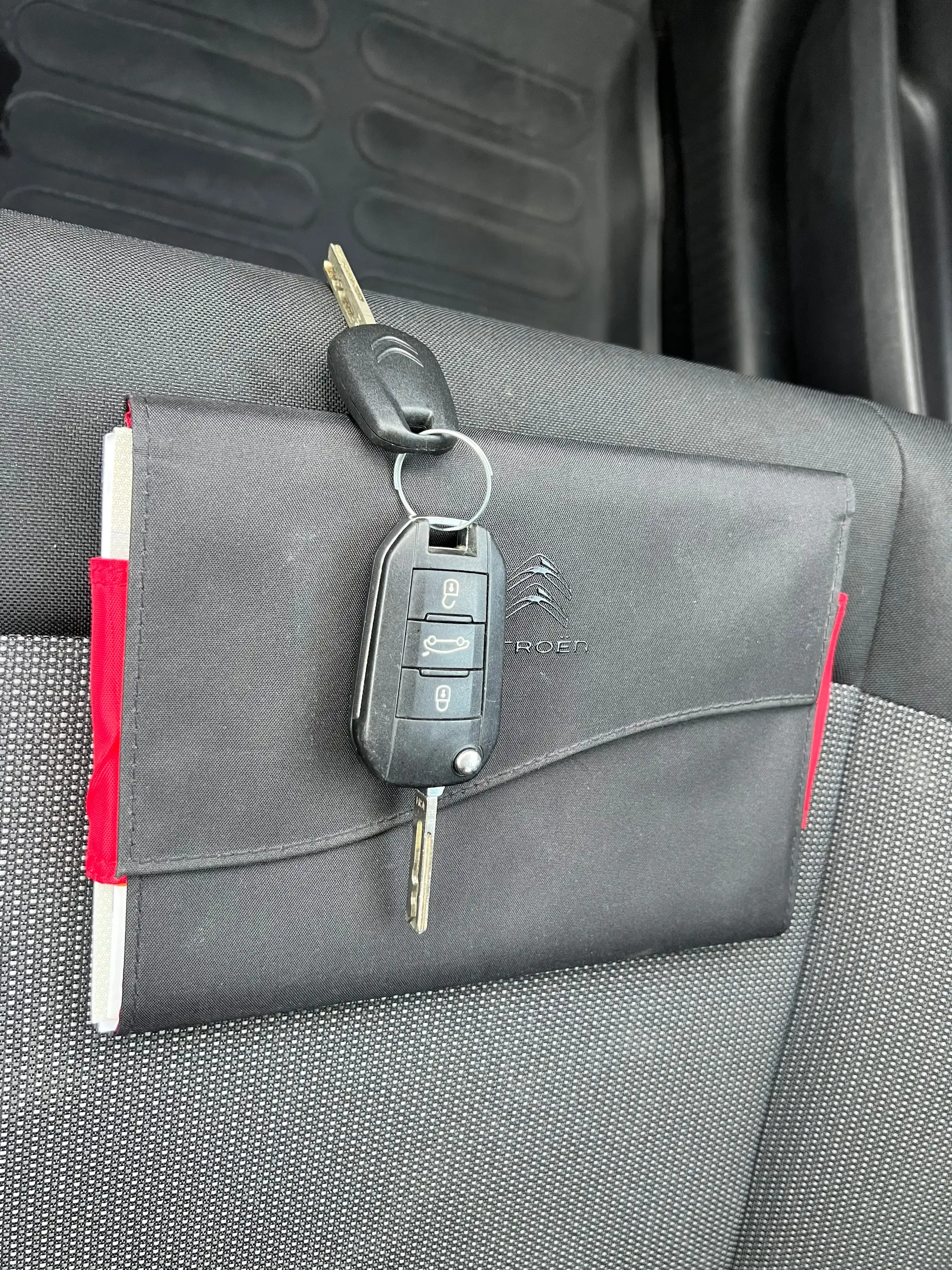 Citroen C4 Cactus C4 Cactus 1.2 PureTech Shine Edition Day — photo 13