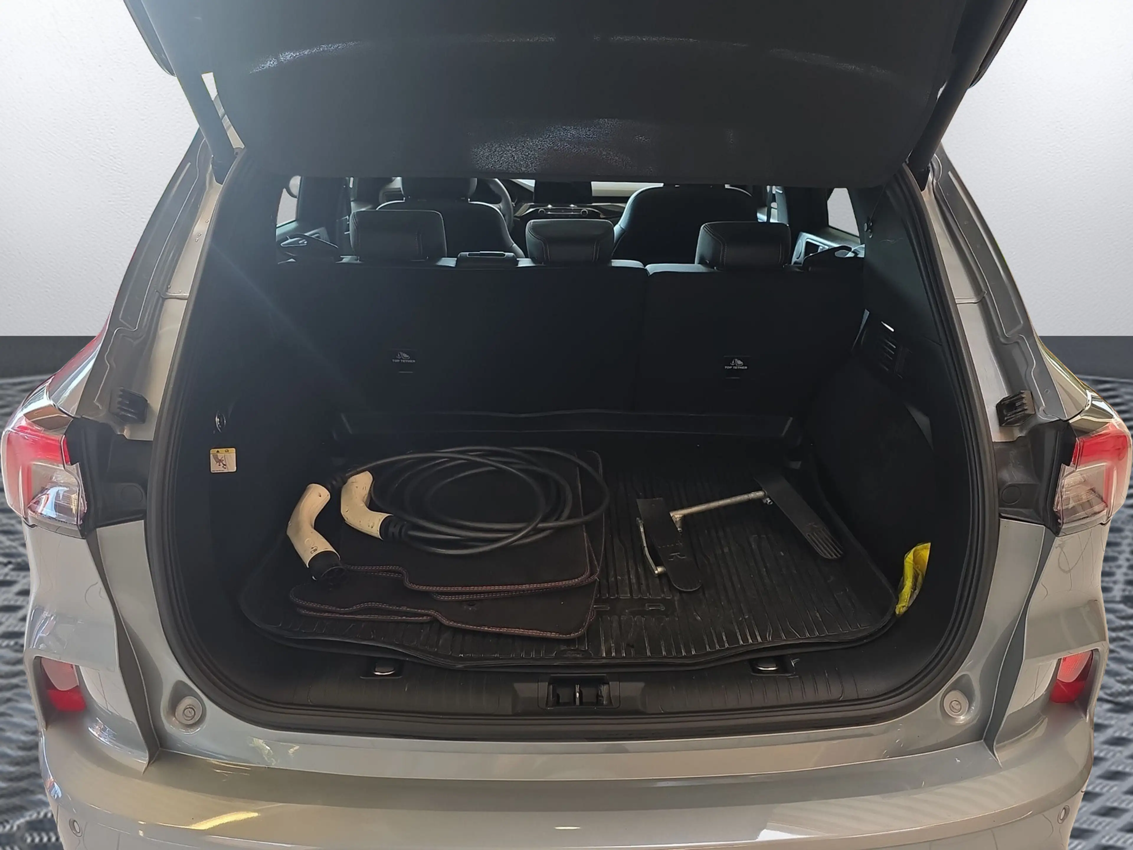 Ford Kuga Plug-In Hybrid ST-Line XAHK- Panoramadach- elektr. — photo 10
